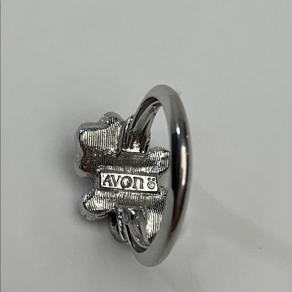 Vintage Avon Flower Statement Ring - Picture 2 of 3